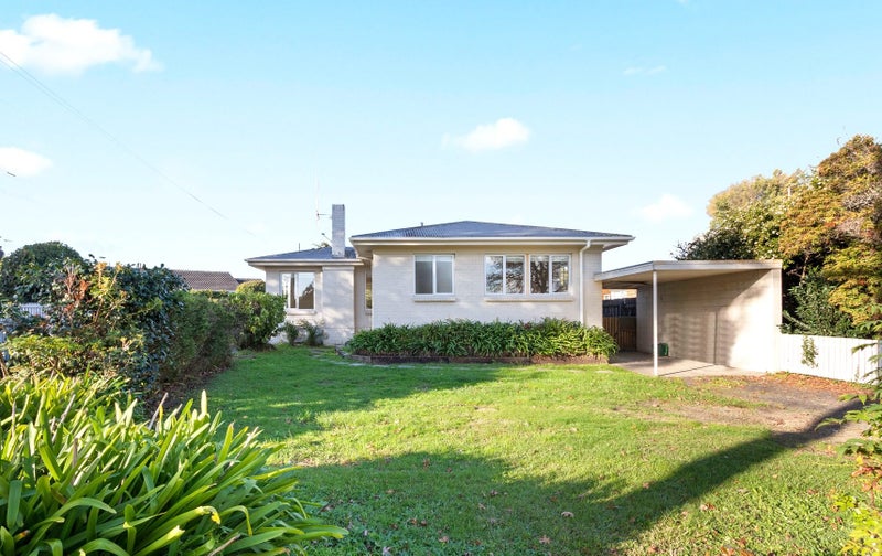 950 River Road, Queenwood, Hamilton - Carousel 1