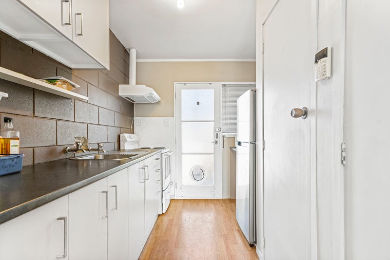 6/46 May Street, Hamilton East, Hamilton - Carousel 2