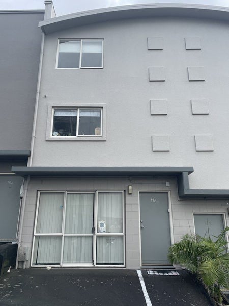 11A/268 Onewa Road, Birkenhead, Auckland - Carousel 1