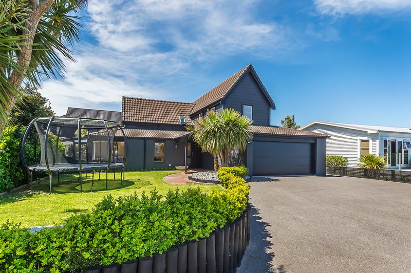28 Seatoun Heights Road, Seatoun, Wellington - Carousel 1