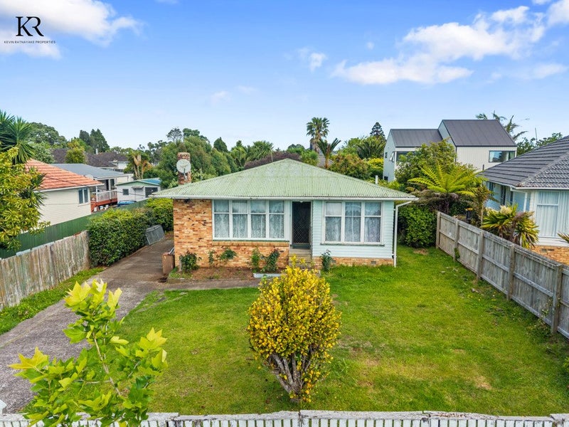 53 Waipani Road, Te Atatu Peninsula, Auckland - Carousel 2
