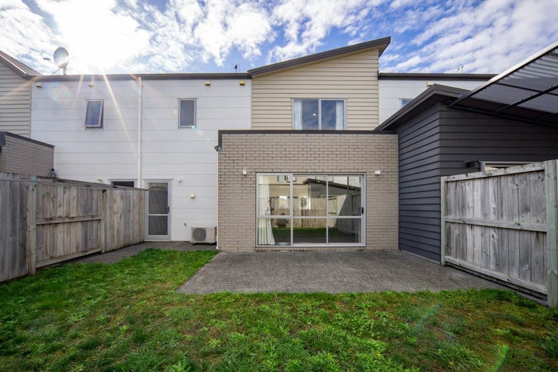 6 Anna Jean Crescent, Flagstaff, Hamilton - Carousel 2