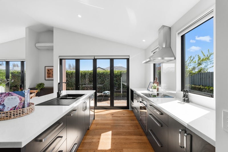 35 Bradwell Crescent, Halswell, Christchurch - Carousel 2