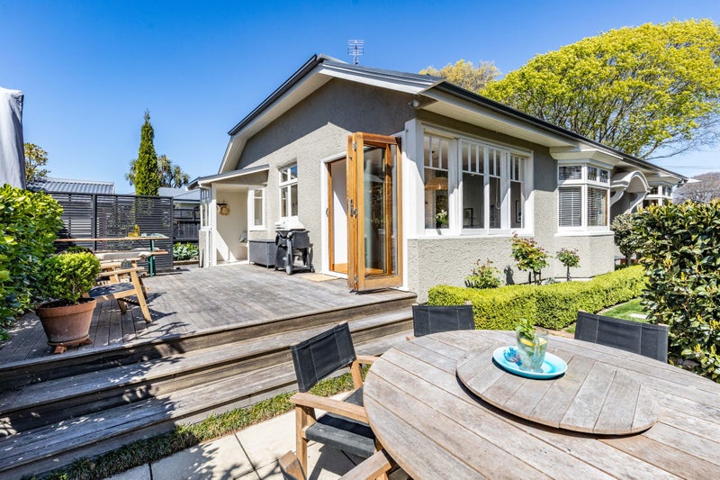 58 Severn Street, St Albans, Christchurch - Carousel 2