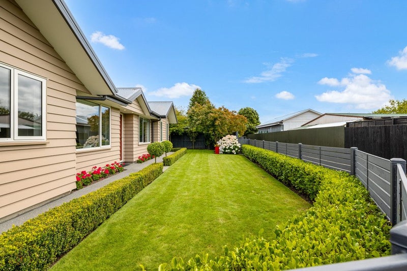 9B Leistrella Road, Hoon Hay, Christchurch - Carousel 1