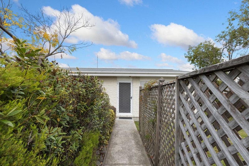 1/142 Geraldine Street, Edgeware, Christchurch - Carousel 1