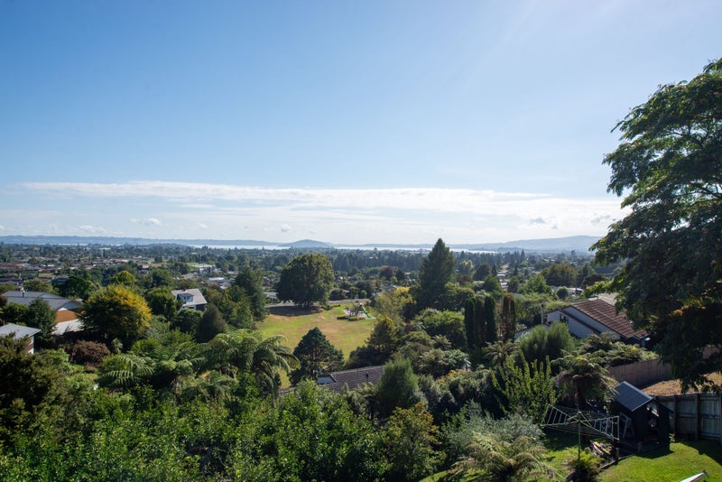 5 Haratua Place, Springfield, Rotorua - Carousel 34