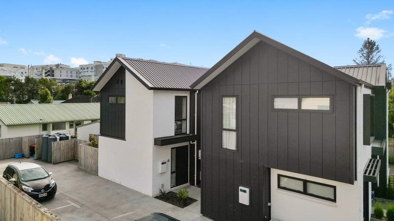 4/3 Dowding Street, Melville, Hamilton - Carousel 22