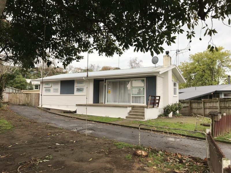 17 Sharyn Place, Brookfield, Tauranga - Carousel 2