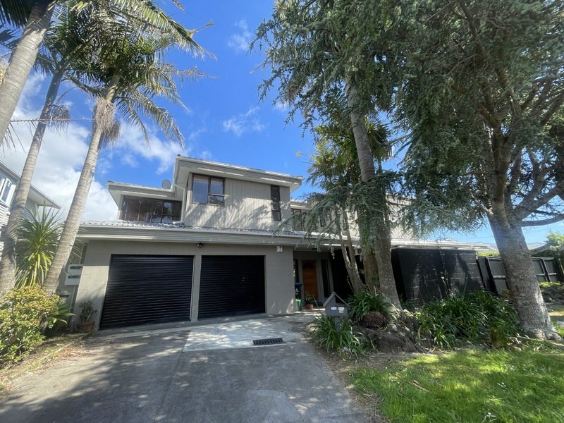 2A Kawau Road, Greenlane, Auckland - Carousel 1