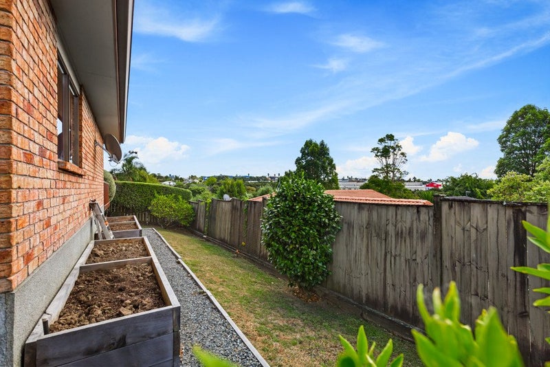 36 Rush Creek Drive, Westgate, Auckland - Carousel 23