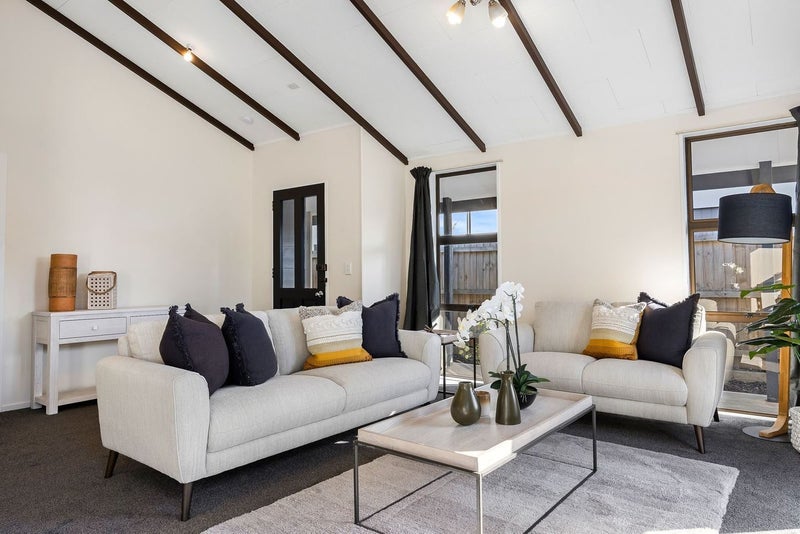 2/42 Heywood Terrace, Richmond, Christchurch - Carousel 1