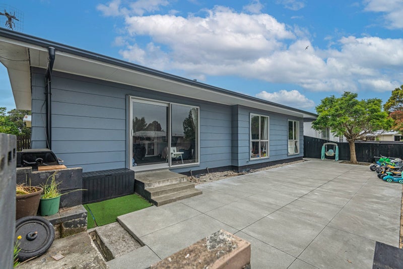 5 Kaimanawa Street, Kelvin Grove, Palmerston North - Carousel 11