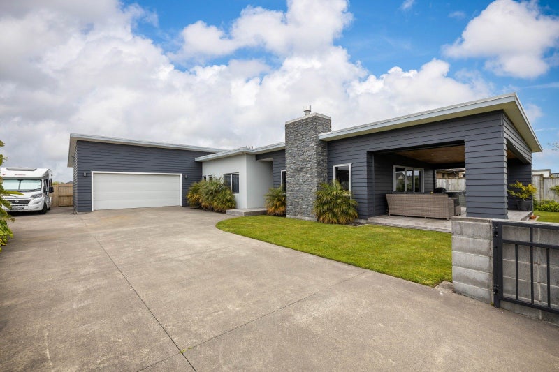 20 Keene Drive, Bell Block, New Plymouth - Carousel 1
