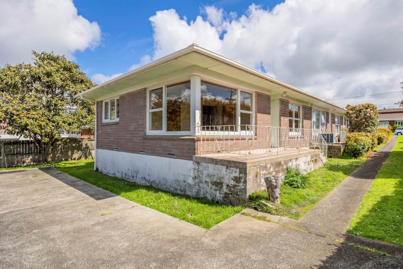 3/4 Gordon Avenue, Milford, Auckland - Carousel 1