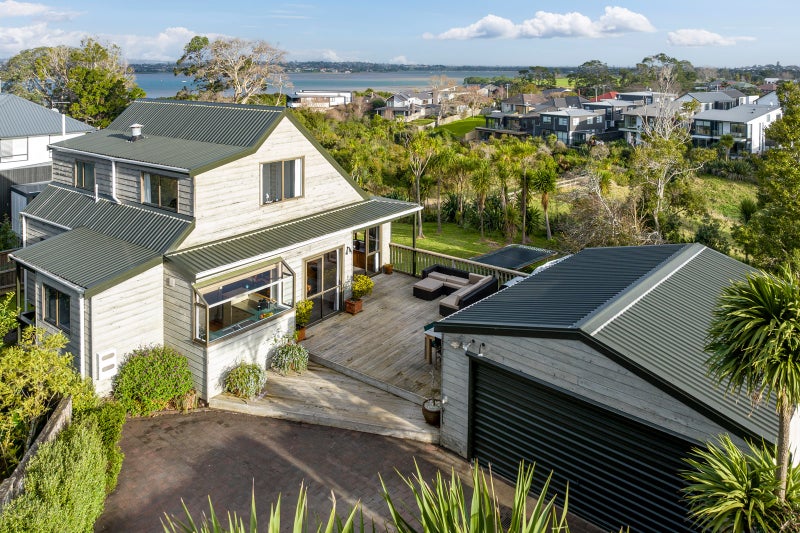2/305 West Tamaki Road, Wai O Taiki Bay, Auckland - Carousel 1