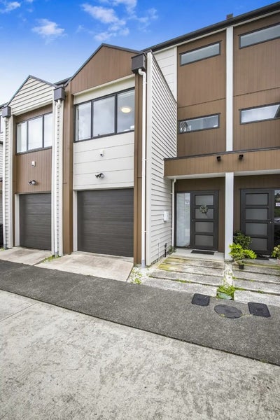 7 Bloom Crescent, Sunnyvale, Auckland - Carousel 2