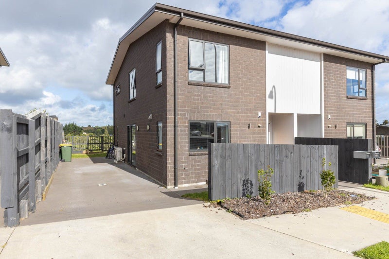 119 Banks Street, Marfell, New Plymouth - Carousel 2