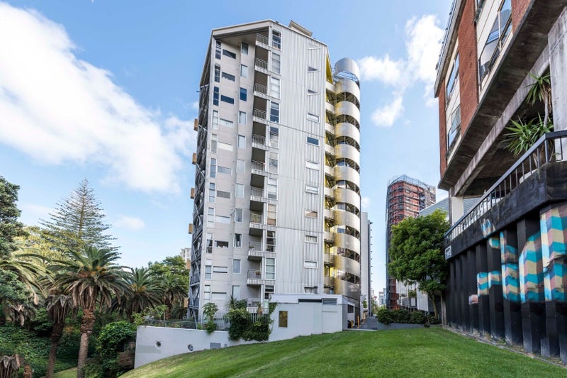 11G/8 Scotia Place, Auckland Central, Auckland - Carousel 2