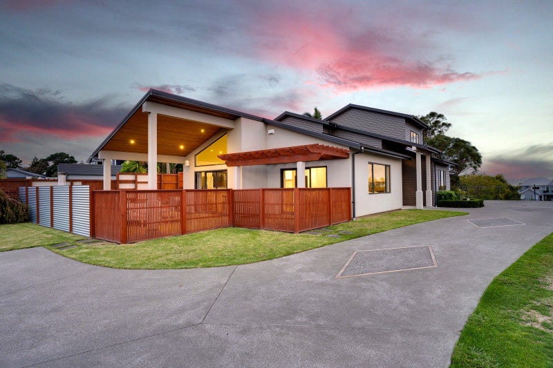 18 St Johns Heights, Otamatea, Whanganui - Carousel 1