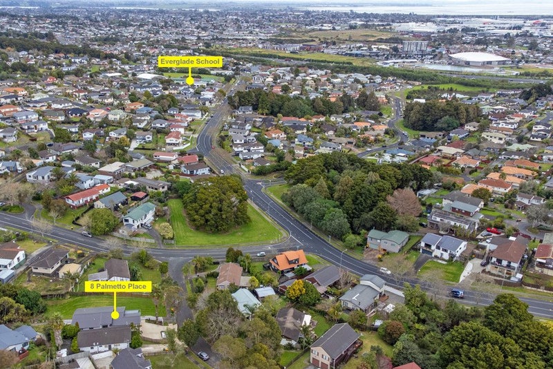 7 Palmetto Place, Goodwood Heights, Auckland - Carousel 19