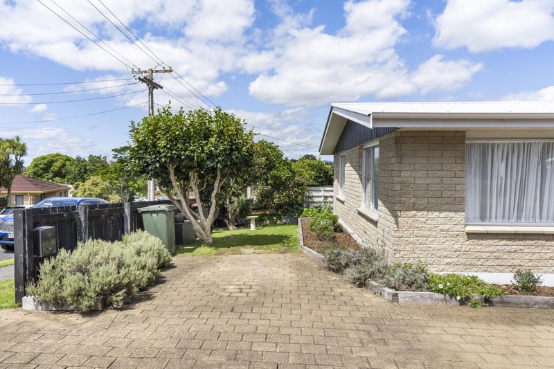 20A Jefferson Place, Brookfield, Tauranga - Carousel 2