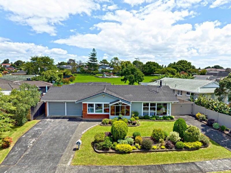 6 Roysfield Lane, Sunnyhills, Auckland - Carousel 2