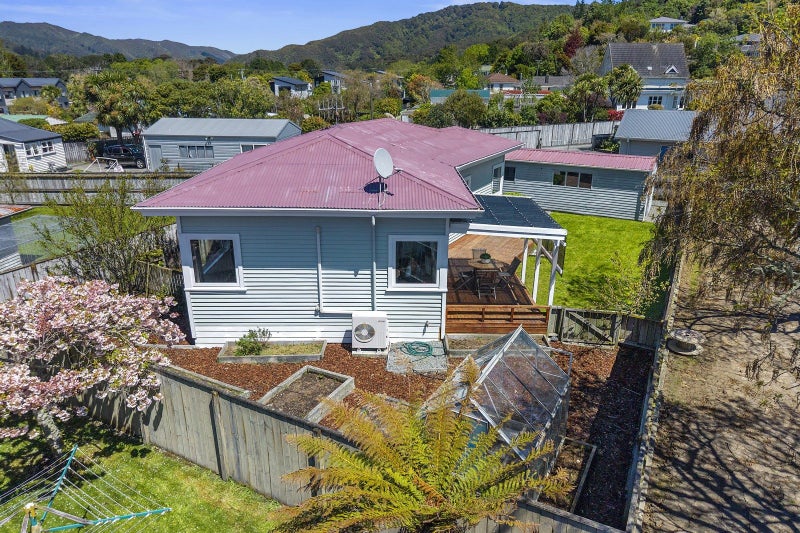 14C Sharpe Crescent, Wainuiomata, Lower Hutt - Carousel 22