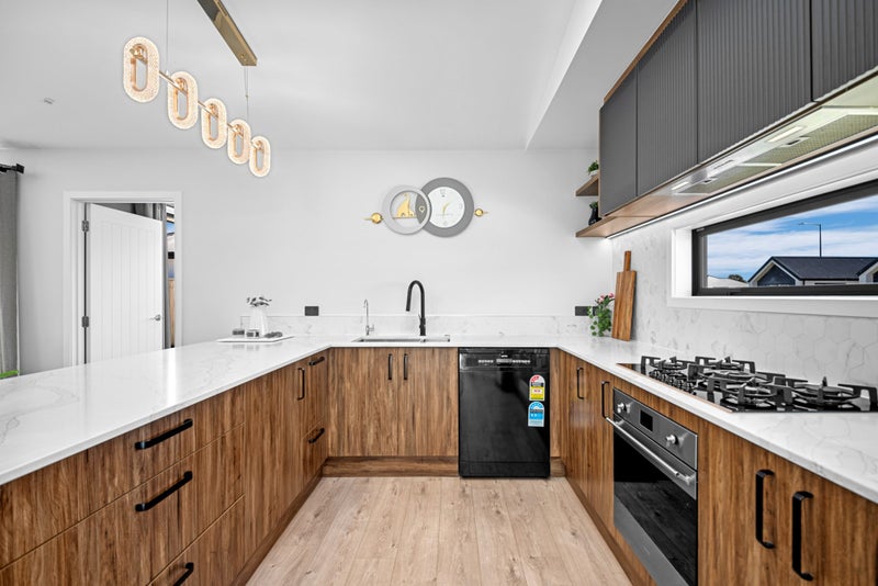 4 Waterford Farm Road, Halswell, Christchurch - Carousel 2