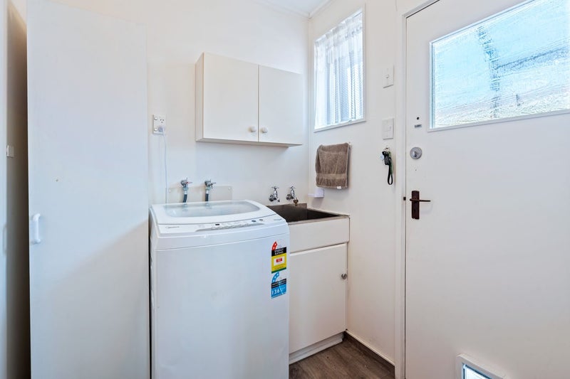 32B Rutherford Street, Caversham, Dunedin - Carousel 24