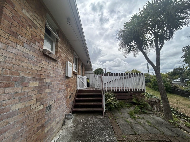 13B Queenwood Avenue, Queenwood, Hamilton - Carousel 2