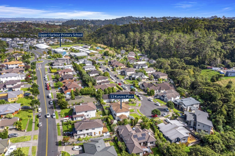 13 Kunzea Place, Greenhithe, Auckland - Carousel 2