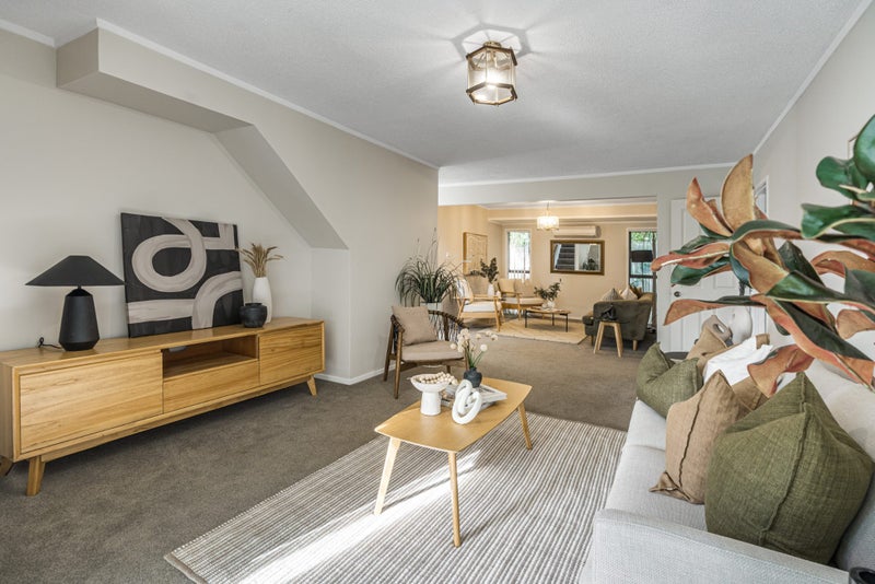 3 Tranquil Glade, Hillcrest, Auckland - Carousel 2