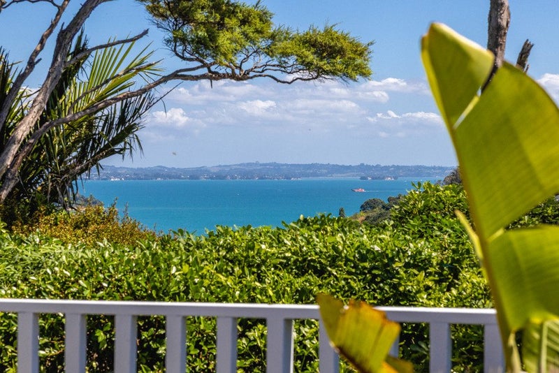 51 Goodwin Avenue, Oneroa, Waiheke Island - Carousel 2