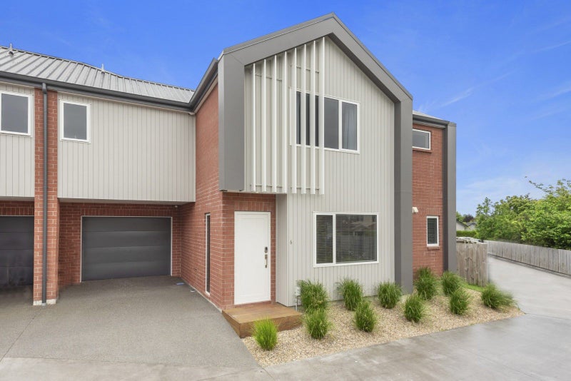 6/353 Hukanui Road, Rototuna, Hamilton - Carousel 1