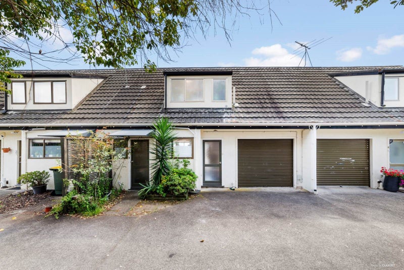 3/5 Koromiko Street, New Lynn, Auckland - Carousel 2