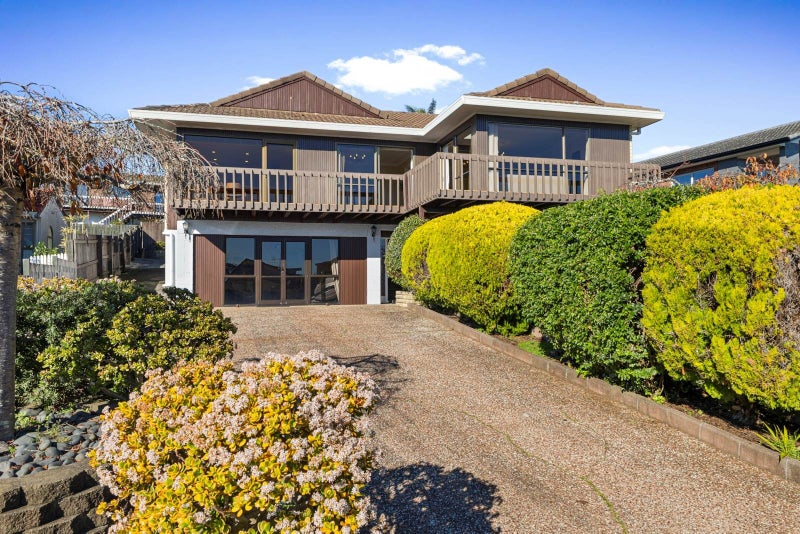 5 Lilford Place, Half Moon Bay, Auckland - Carousel 2