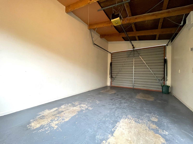 18 Houpara Street, One Tree Hill, Auckland - Carousel 22