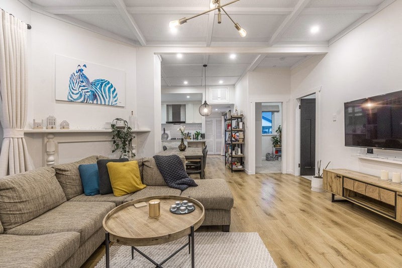 376 Ellerslie-Panmure Highway, Mount Wellington, Auckland - Carousel 1