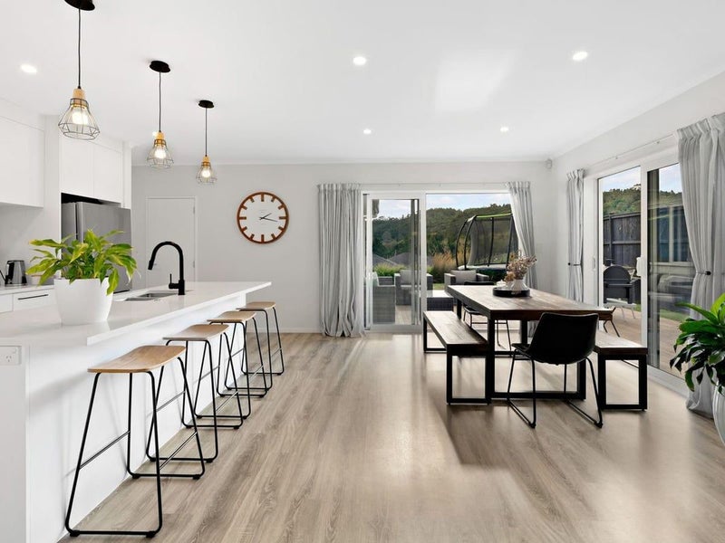 47 Jeroboam Loop, Kumeū - Carousel 2