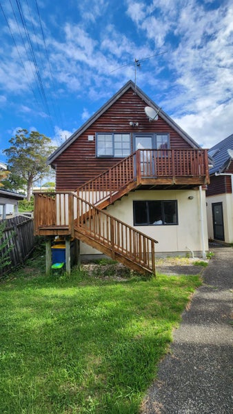 2/17 Sandown Road, Rothesay Bay, Auckland - Carousel 2