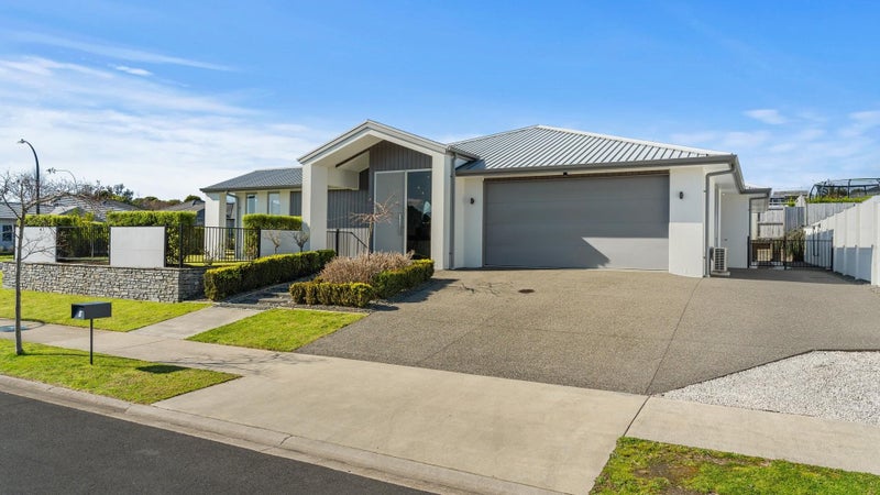 1 CHARLOTTE DRIVE, Omokoroa, Western Bay Of Plenty - Carousel 1