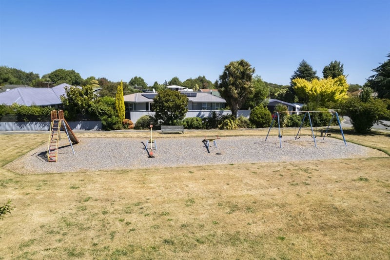 1/411 Main North Road, Redwood, Christchurch - Carousel 27