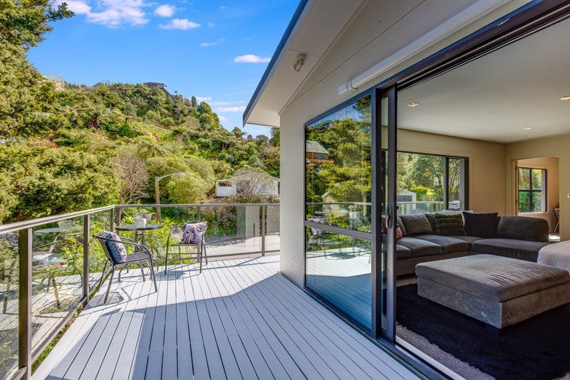 3 Atahu Grove, Tirohanga, Lower Hutt - Carousel 2
