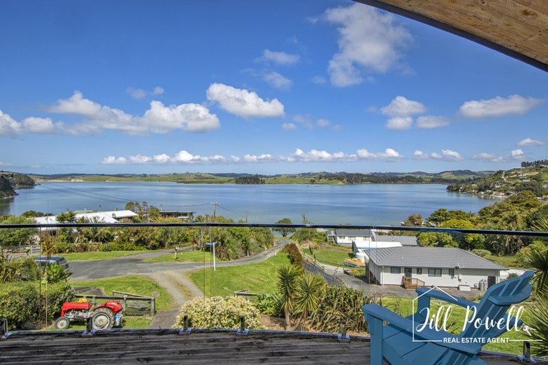 36 Kilbraugh Street, Maungaturoto - Carousel 1