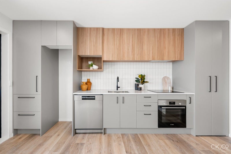 39 Murray Street, Wallaceville, Upper Hutt - Carousel 2