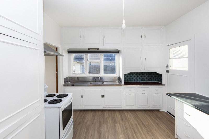 9 Wharenui Road, Upper Riccarton, Christchurch - Carousel 2