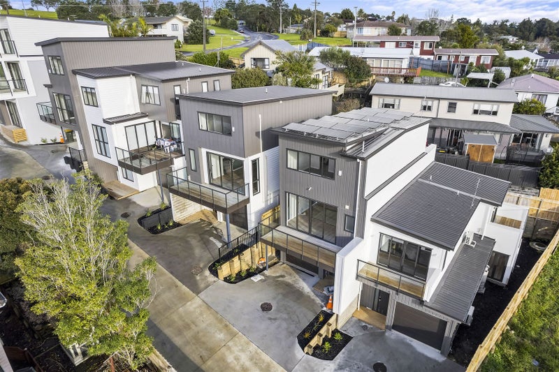 8/388 Glenfield Road, Glenfield, Auckland - Carousel 2
