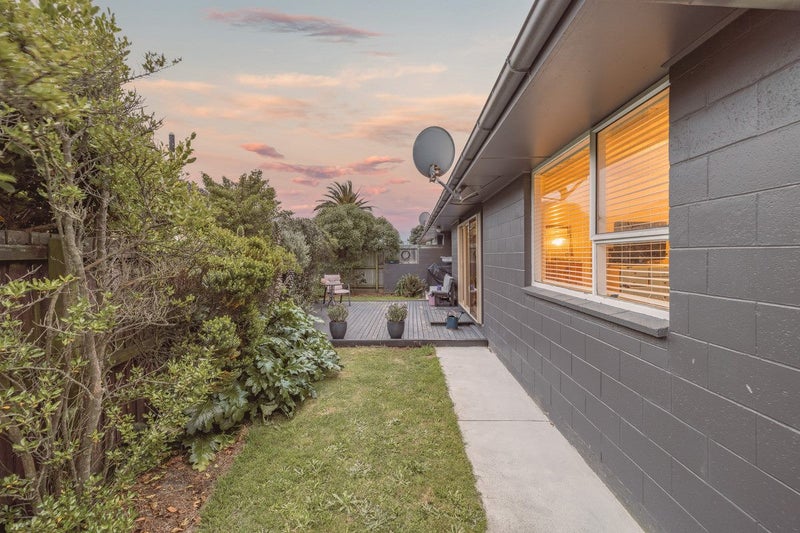 1/11 Heron Street, Southshore, Christchurch - Carousel 2