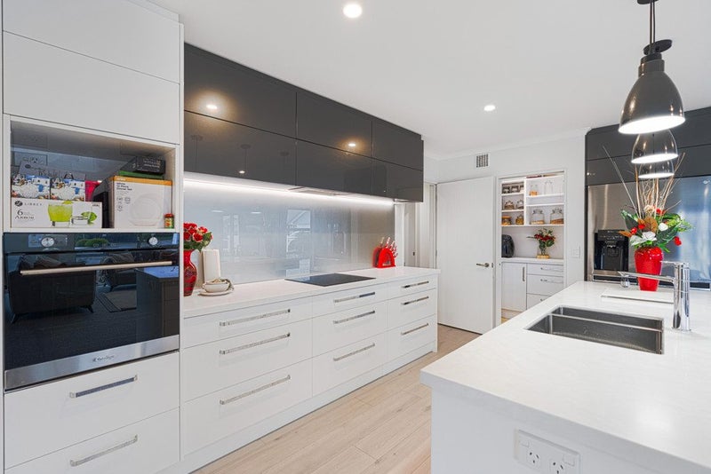 3 Atap Place, Northwood, Christchurch - Carousel 2